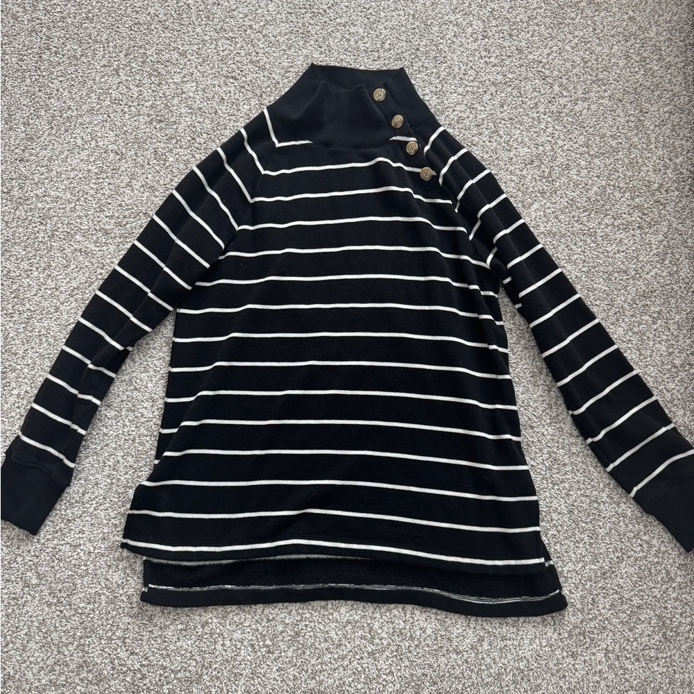 Women’s J Crew Turtleneck Sweater